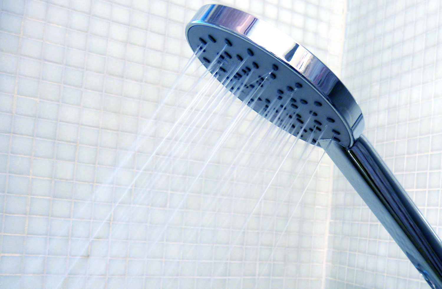 Généralisation de pommeaux de douche à économie d'eau à tarif